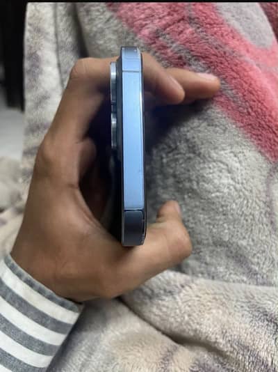 Apple iPhone 13 Pro Max factory unlock