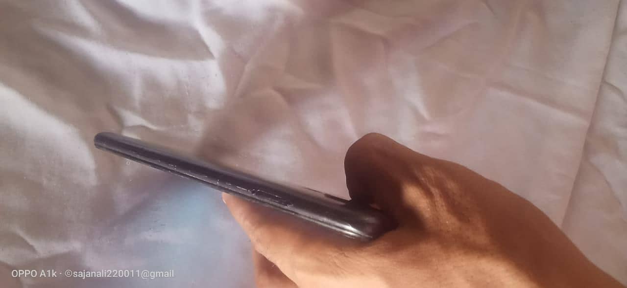 Tecno Spark 6 4