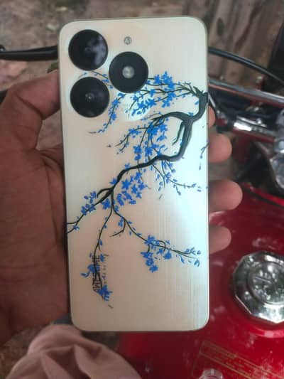 Itel A70 with box and charger 4+4 128 Gb