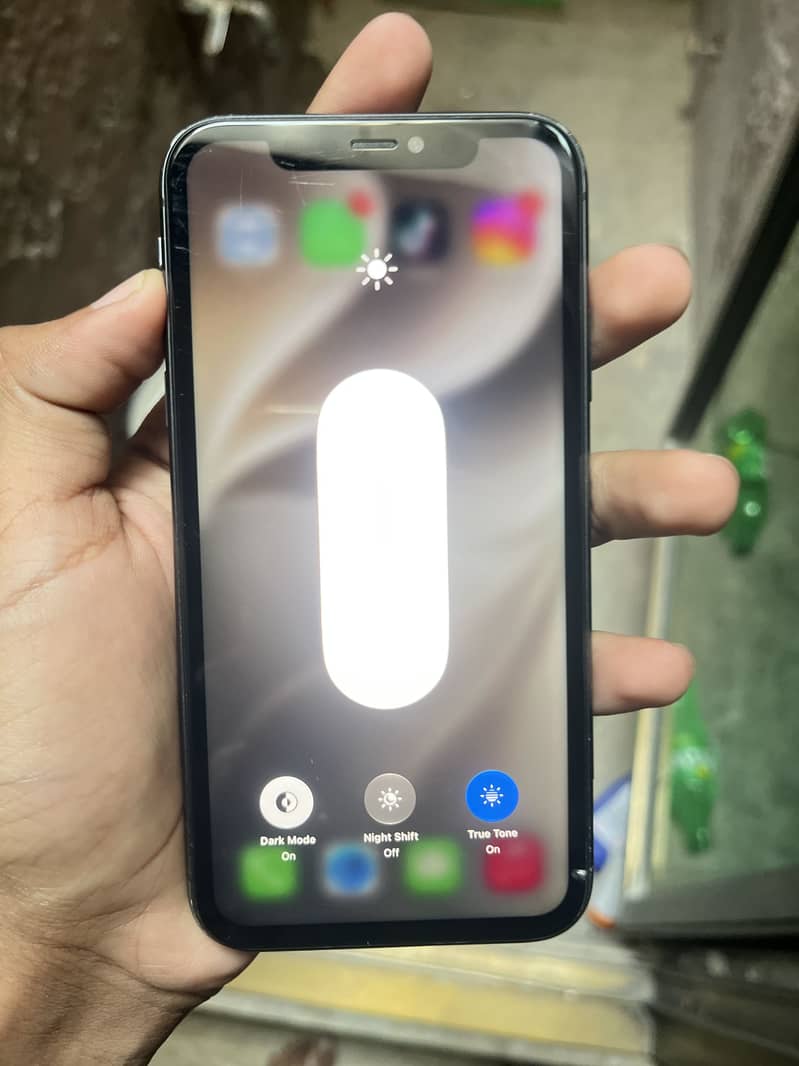 Apple iPhone 11 1