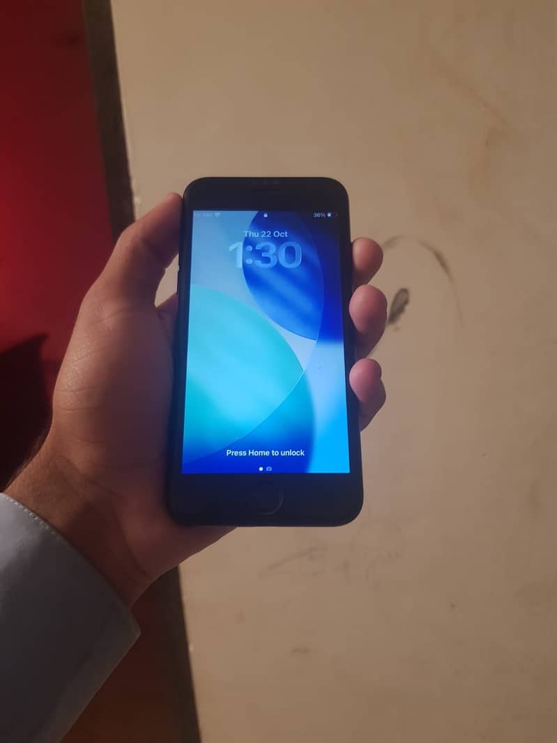 Apple iPhone SE 0