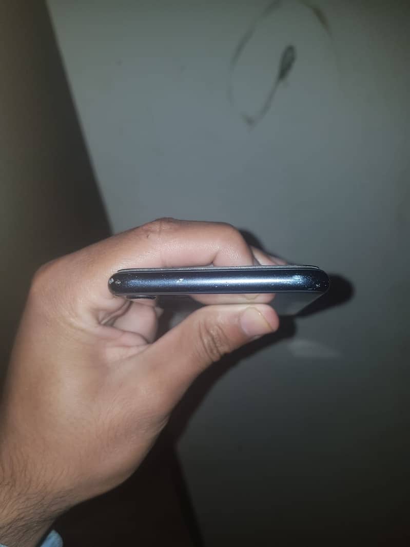 Apple iPhone SE 6