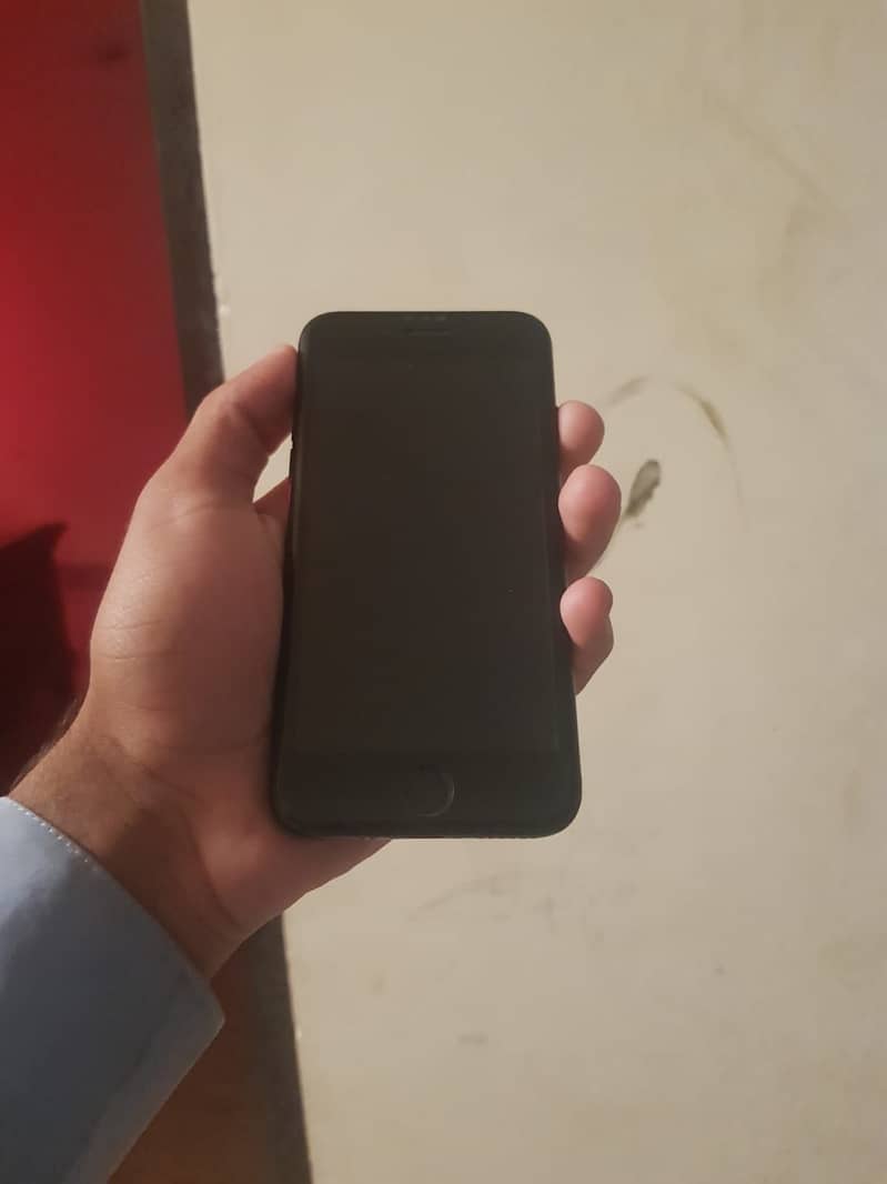 Apple iPhone SE 7