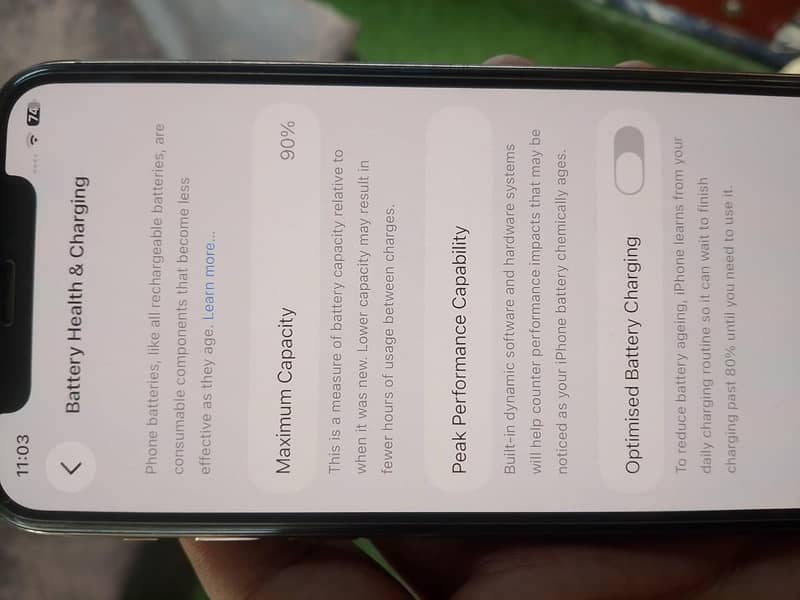Apple iPhone 11 Pro 4