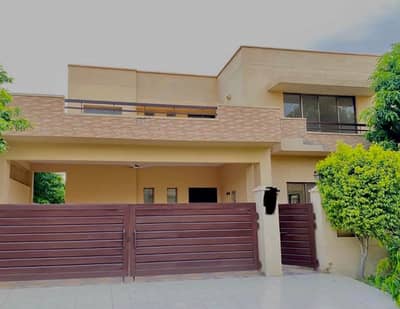 4 Bed Big Family House For Sale in Askari 10 Sector F | Not Flat