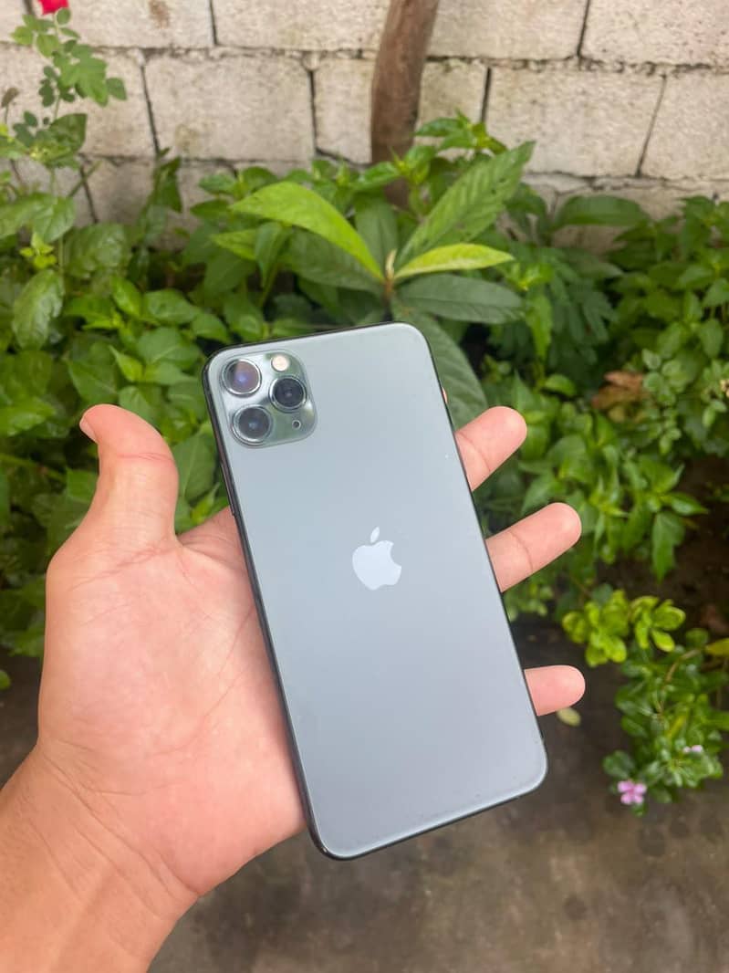 Apple iPhone 11 Pro Max 5