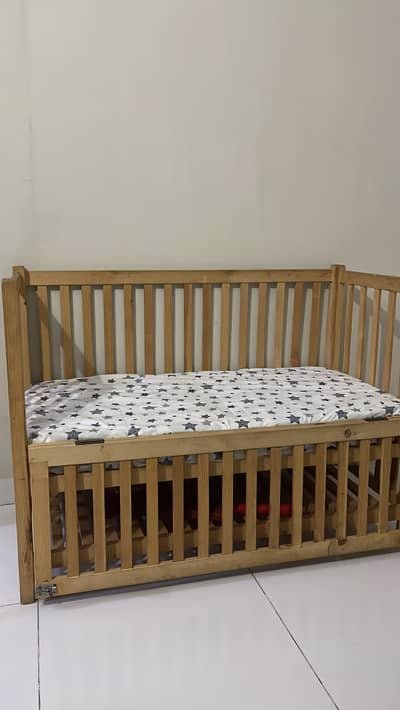 Baby wooden cot