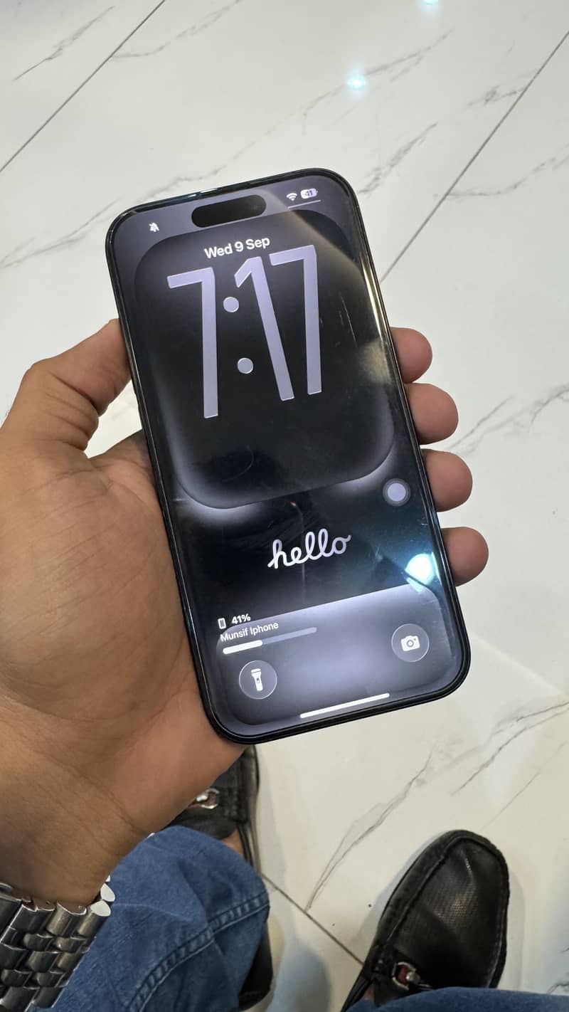 Apple iPhone 15 Pro 3