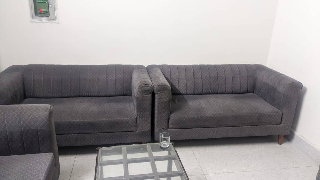 2 seater 4 sofas 0