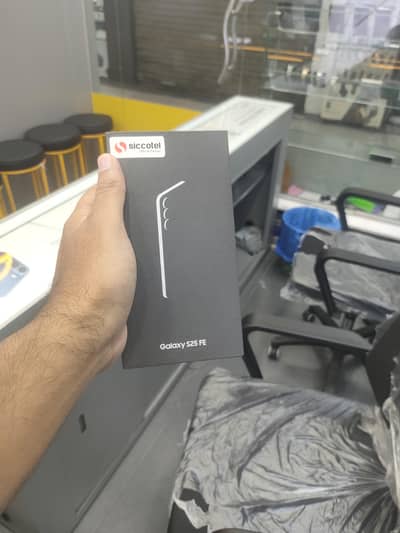 Samsung Mobile S25 FE