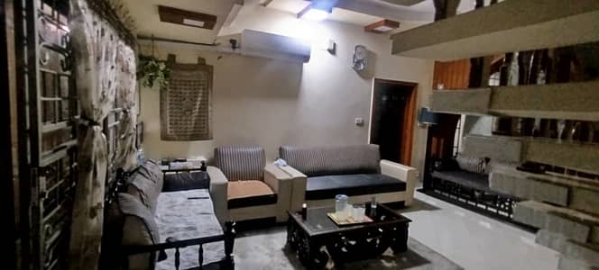 10 MARLA DOUBLE STOREY BEAUTIFUL HOUSE AVAILABLE FOR SALE