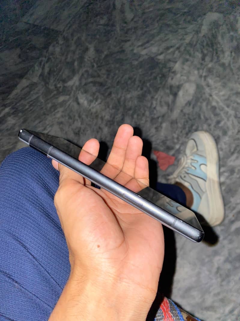 Google Pixel 7 4