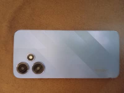 Infinix Hot 30 Play
