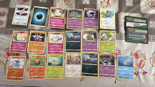 Pokemon Cards Lot