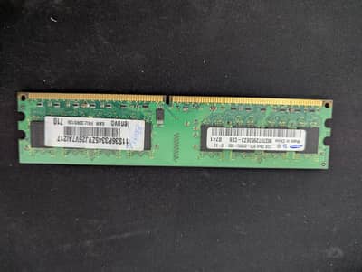 Samsung 1GB DDR2 RAM Stick (PC2-5300U) – Desktop Memory