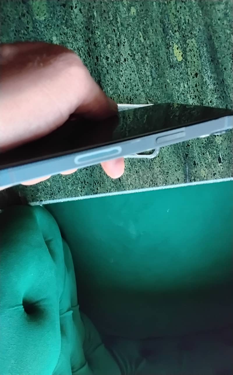 Apple iPhone 14 1