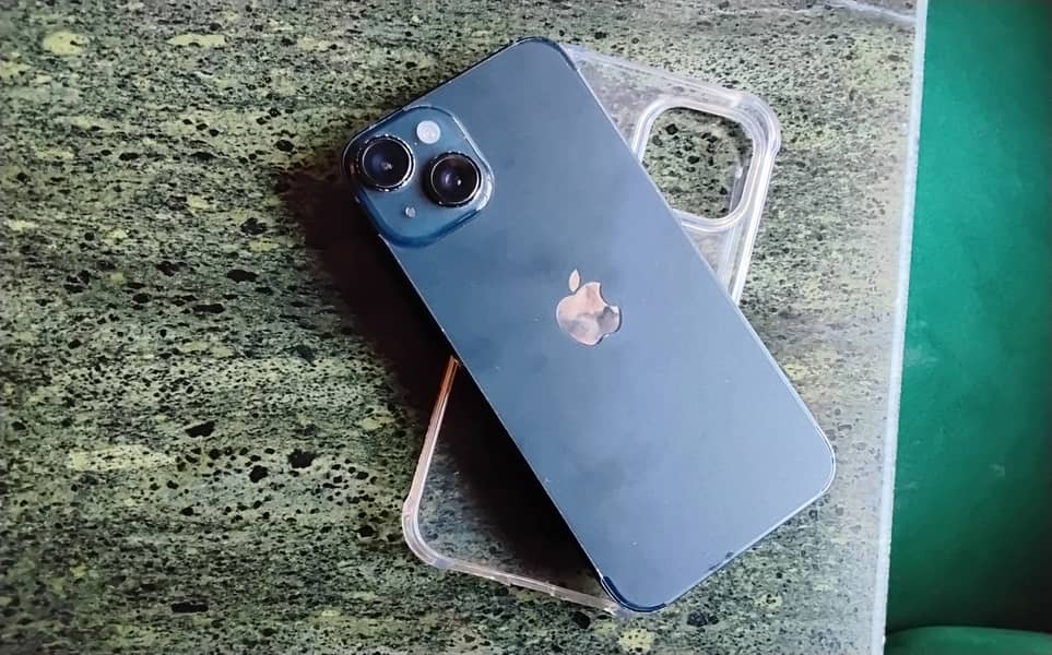 Apple iPhone 14 9