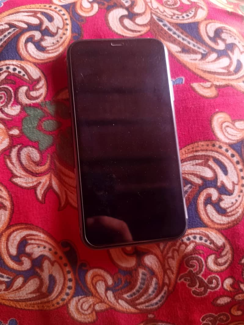 Apple iPhone 11 2