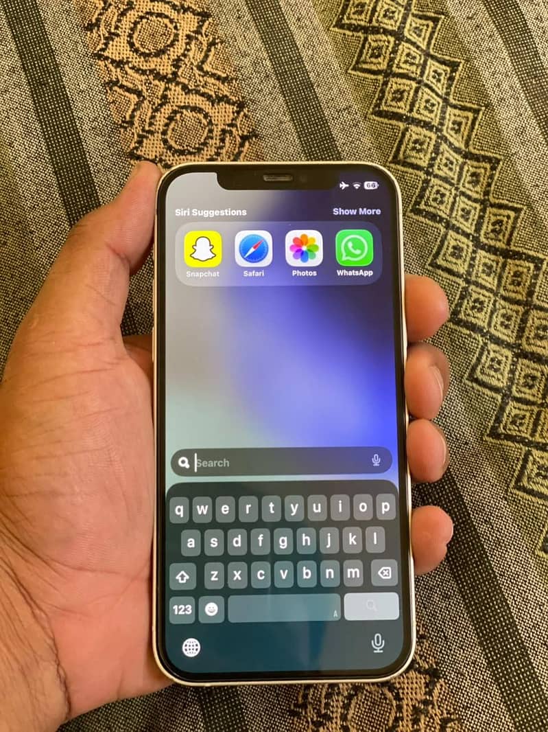 Apple iPhone 12 1
