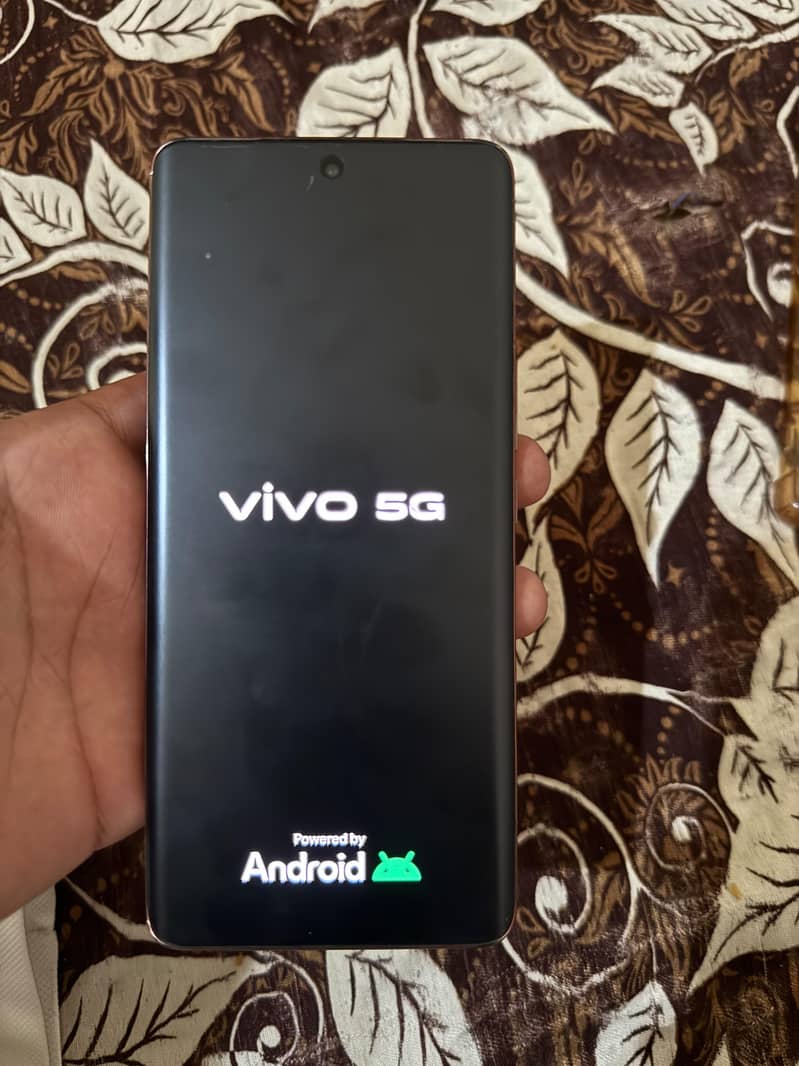 Vivo V40e 3