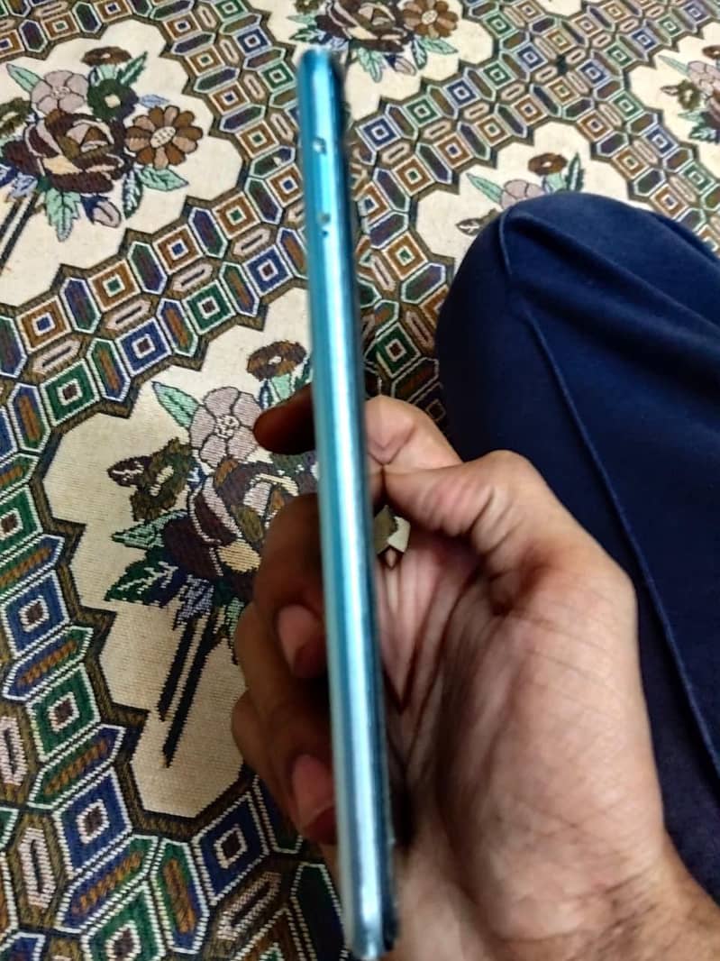 Realme 7i 7