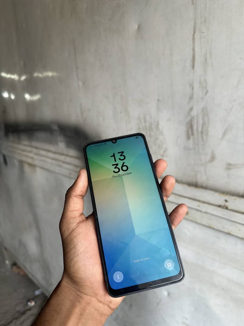 Samsung Mobile A06 1