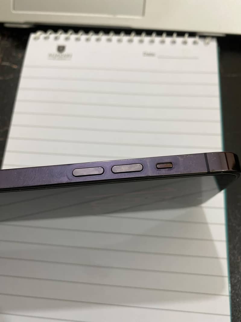 Apple iPhone 14 Pro Max 0