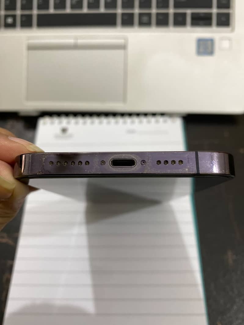 Apple iPhone 14 Pro Max 1