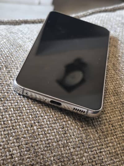 Samsung Mobile S22