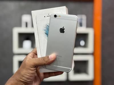 Apple iPhone 6S Plus