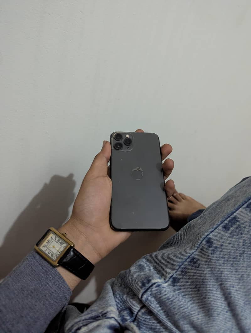 Apple iPhone 11 Pro 0