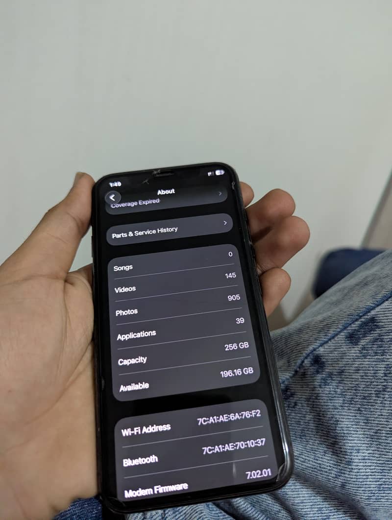 Apple iPhone 11 Pro 4