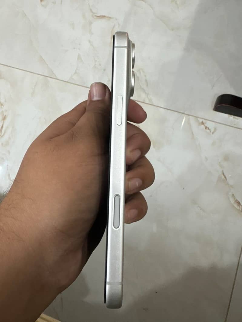 iPhone 17pro max 5