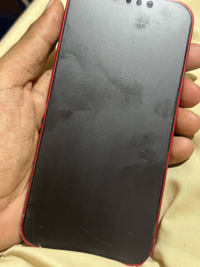 Apple iPhone 13 pta 4