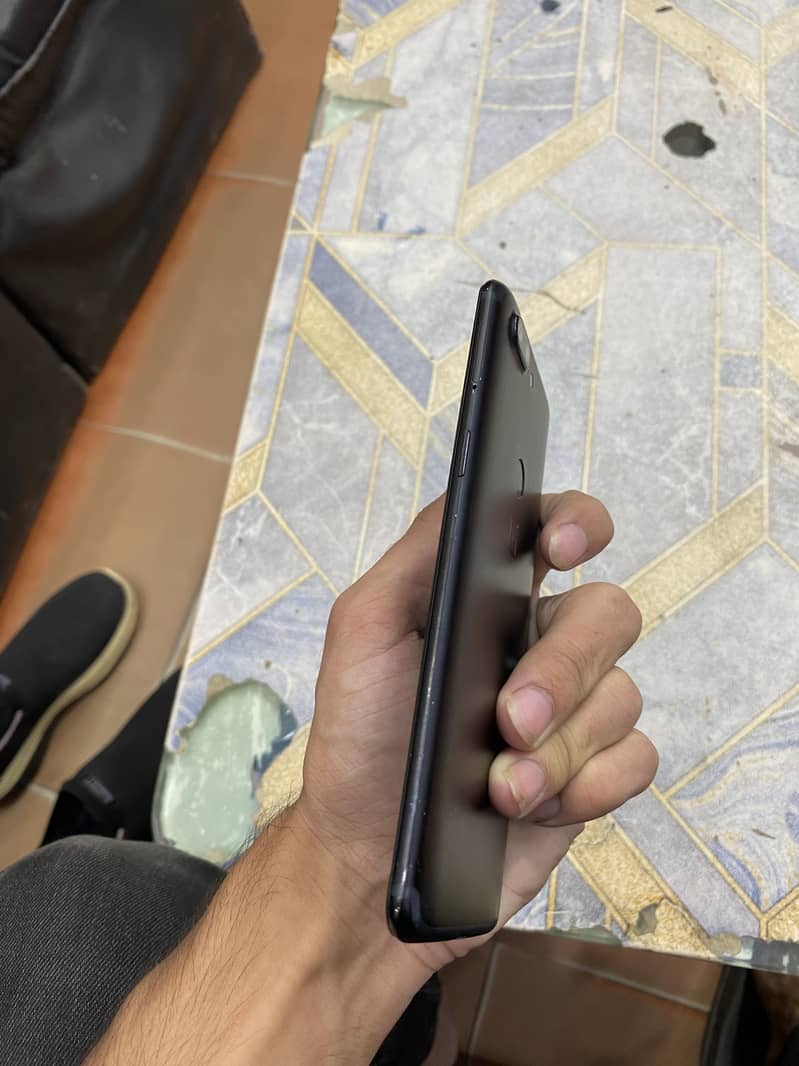 One Plus 5T 6