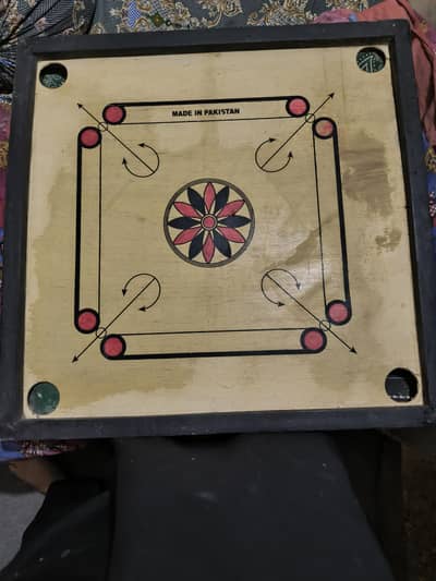 This caramboard is 24×24
