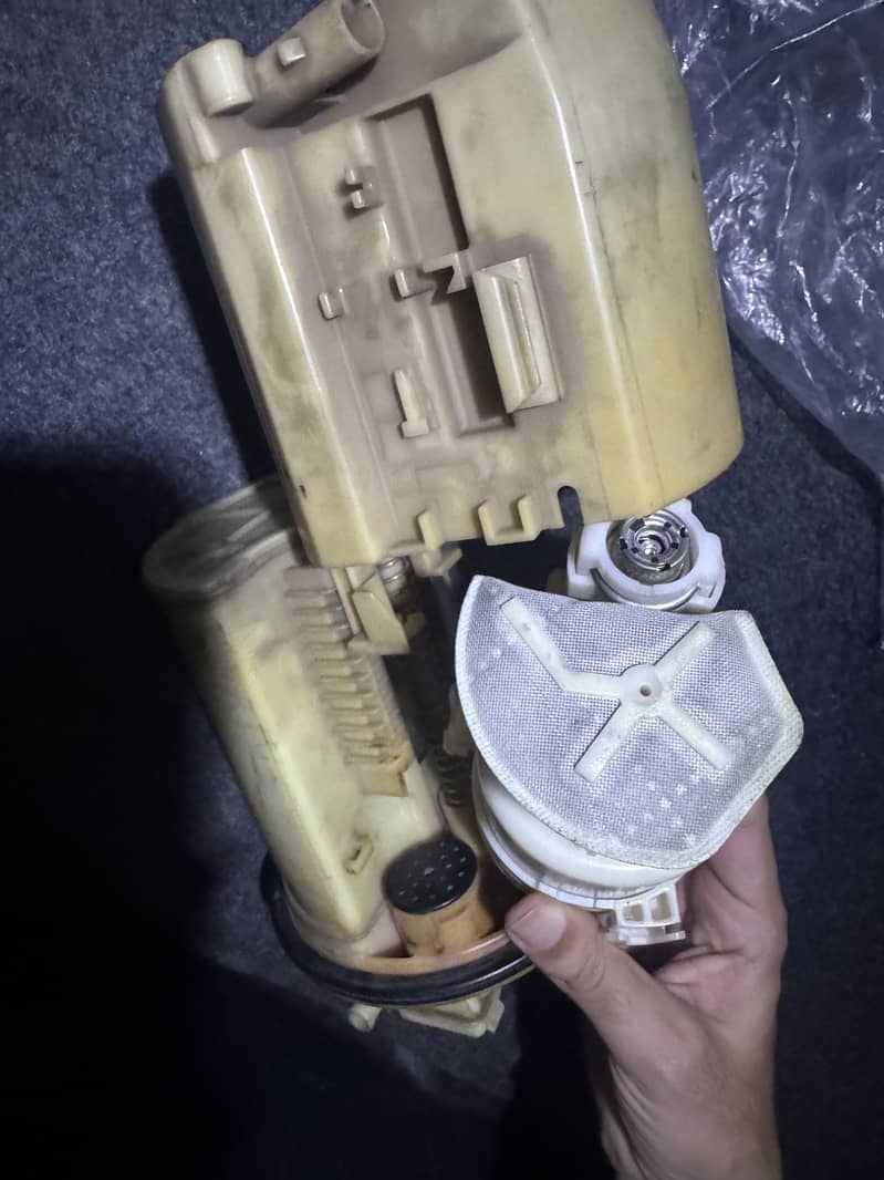 Corolla fuel pump complete 2