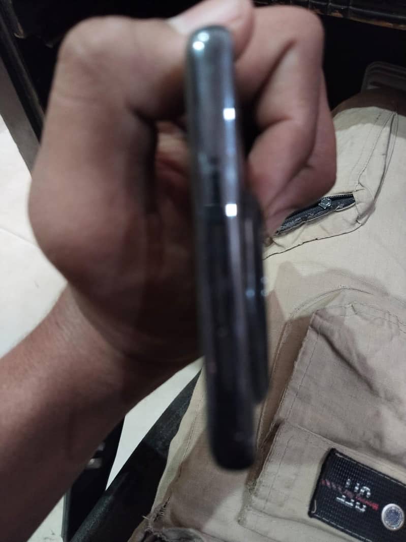 Tecno CAMON 30S 0