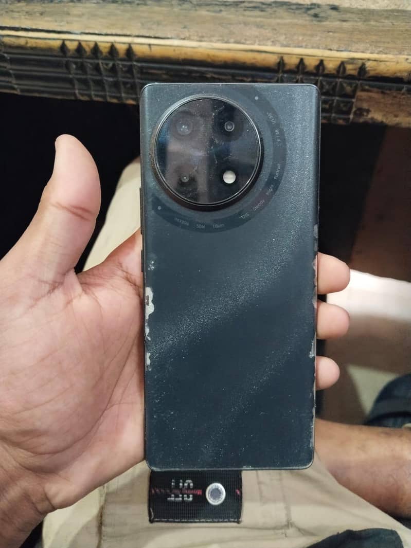 Tecno CAMON 30S 1