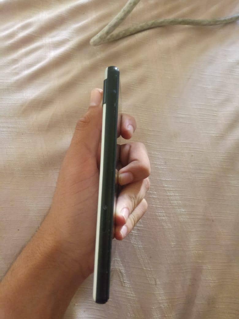 Google Pixel 6a 2