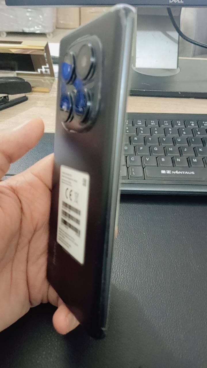 Redme Note 14Pro 4
