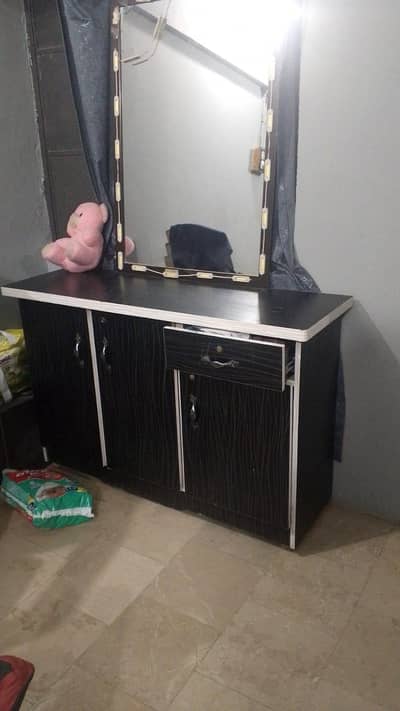 mirror