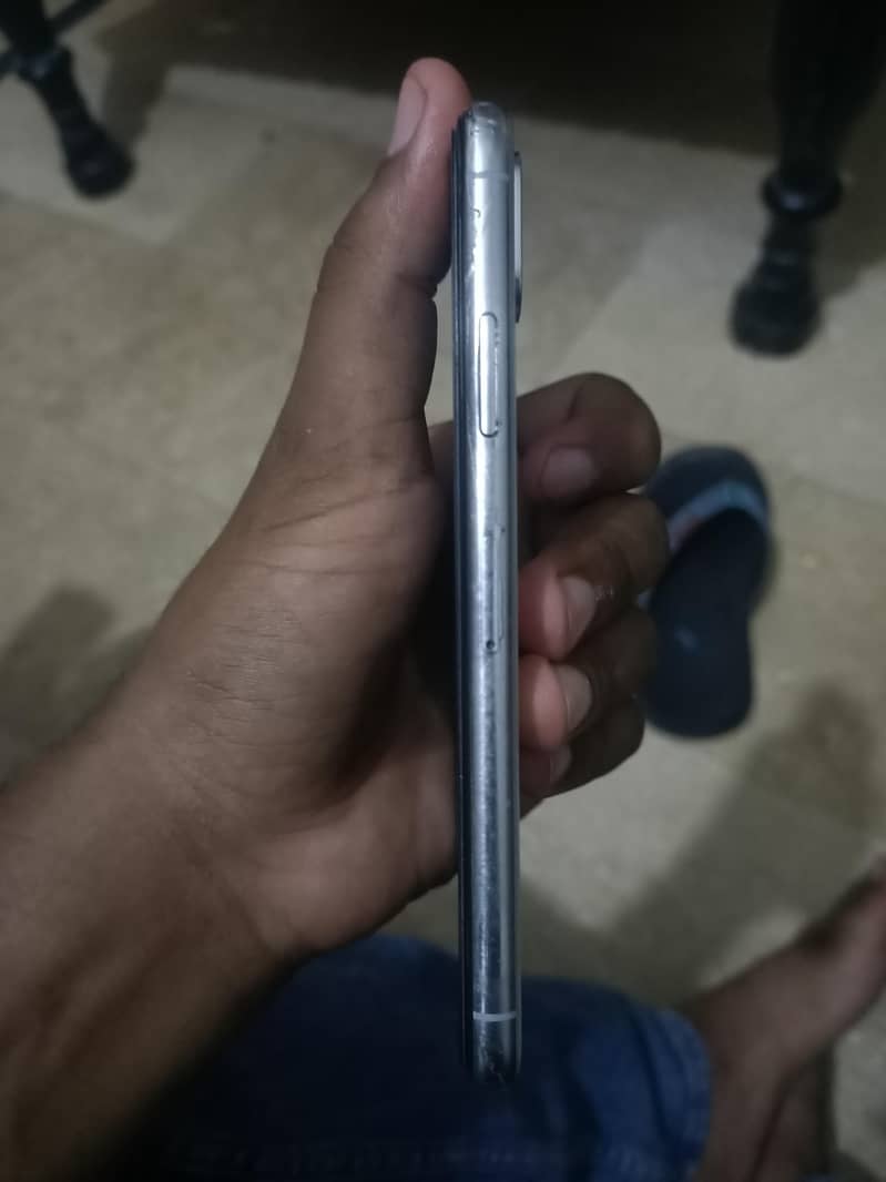 Apple iPhone XS 2
