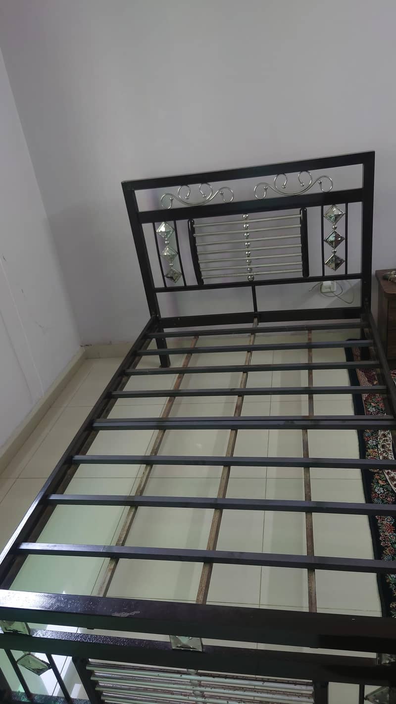 Single Iron Foldable Bed. 4