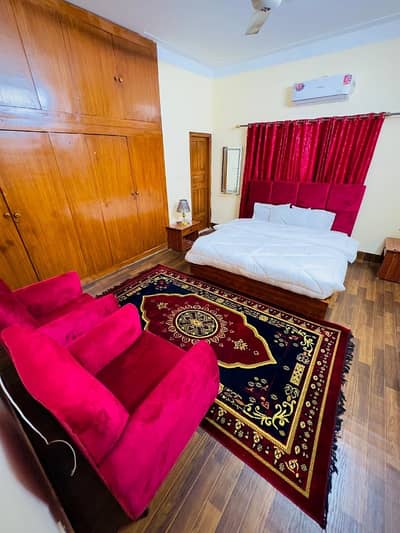 9 bedrooms & 9 bathrooms farnished house available for rent