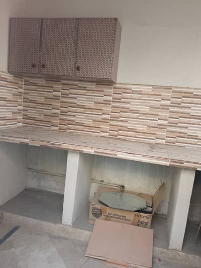 2 bed lounge 3rd floor flate for rent marble flooring America kitchen tiled washrooms 24 hours water and electricity separate gate and meters