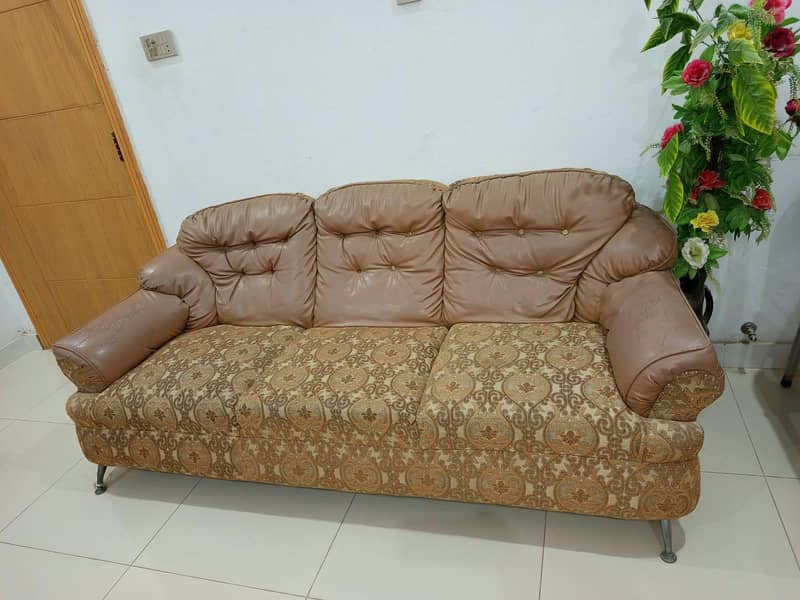 this is sofa set 0