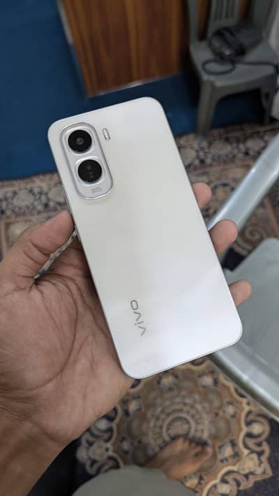 Vivo Y500