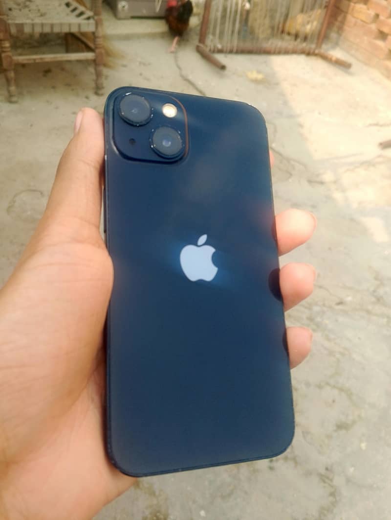 Apple iPhone 13 3