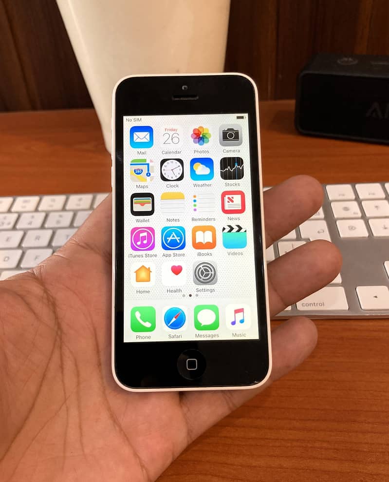 Apple iPhone 5c 1